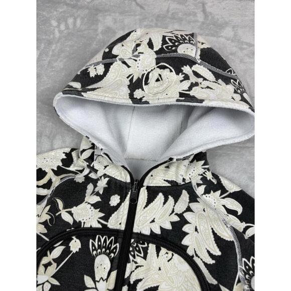 Lululemon Scuba Limited Edition Full Zip Hoodie Jacket Sz S Floral White Black - Picture 5 of 8